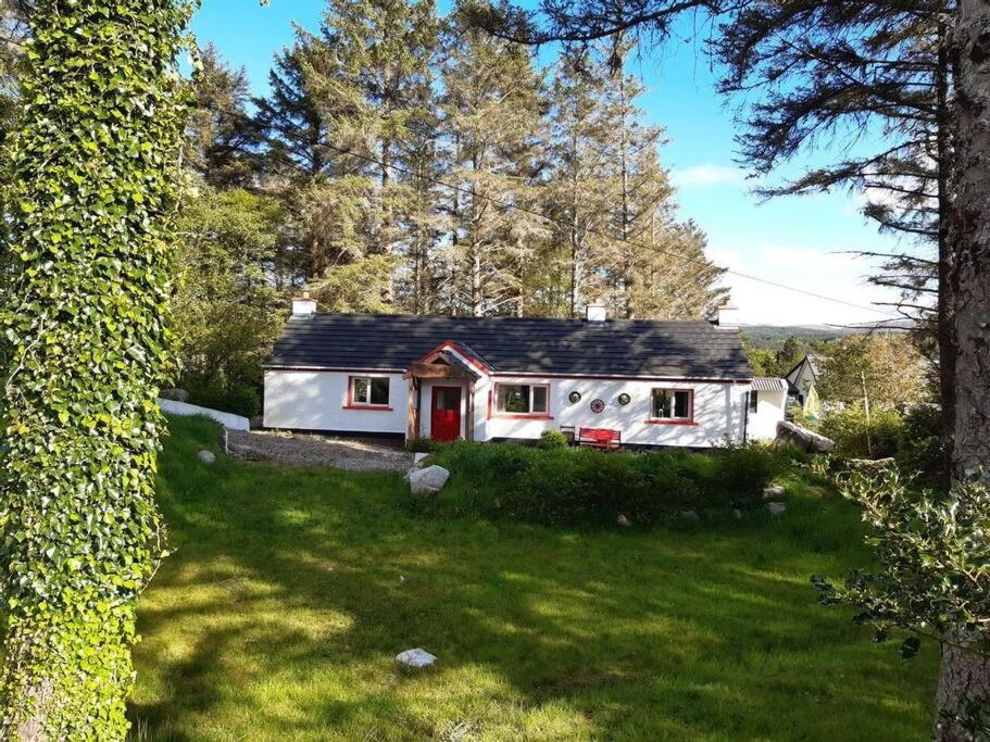 Back2Roots - Beautifully Restored Cottage, Doochary Экстерьер фото