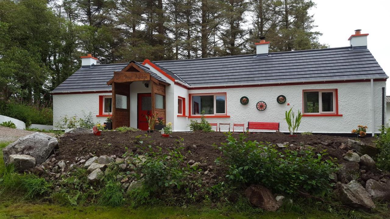 Back2Roots - Beautifully Restored Cottage, Doochary Экстерьер фото
