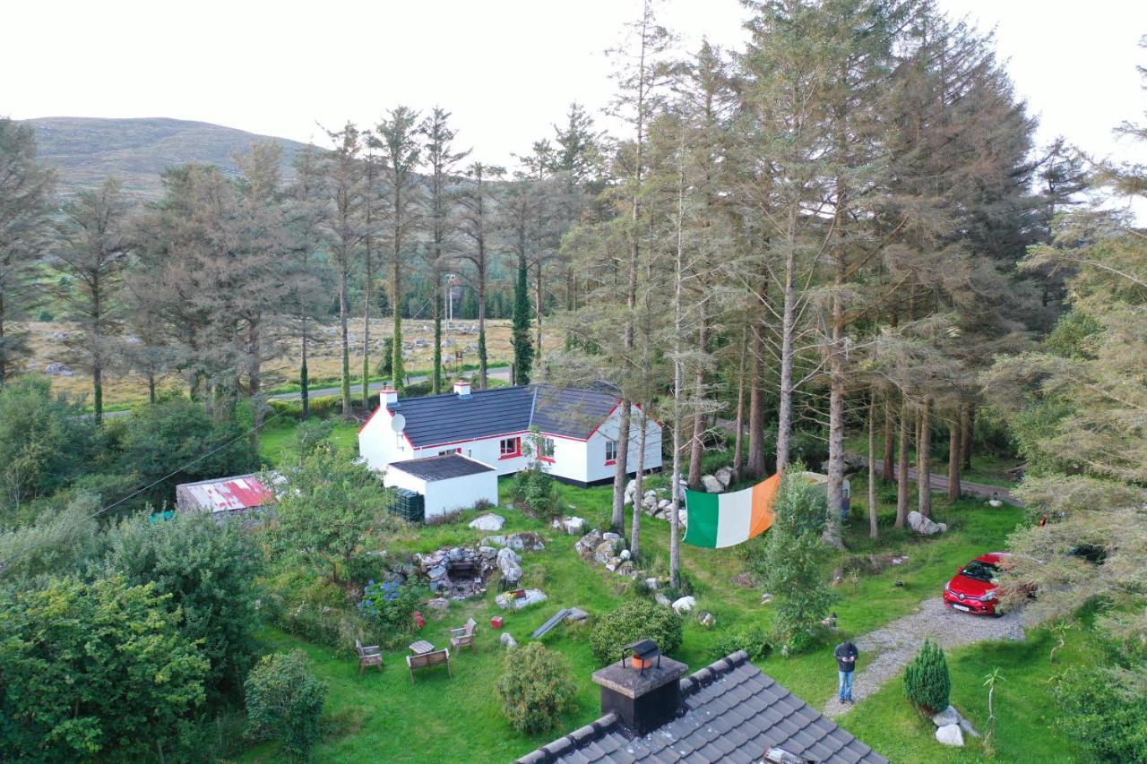 Back2Roots - Beautifully Restored Cottage, Doochary Экстерьер фото
